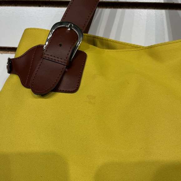 Bright yellow canvas shoulder bag - Picture 3 of 11